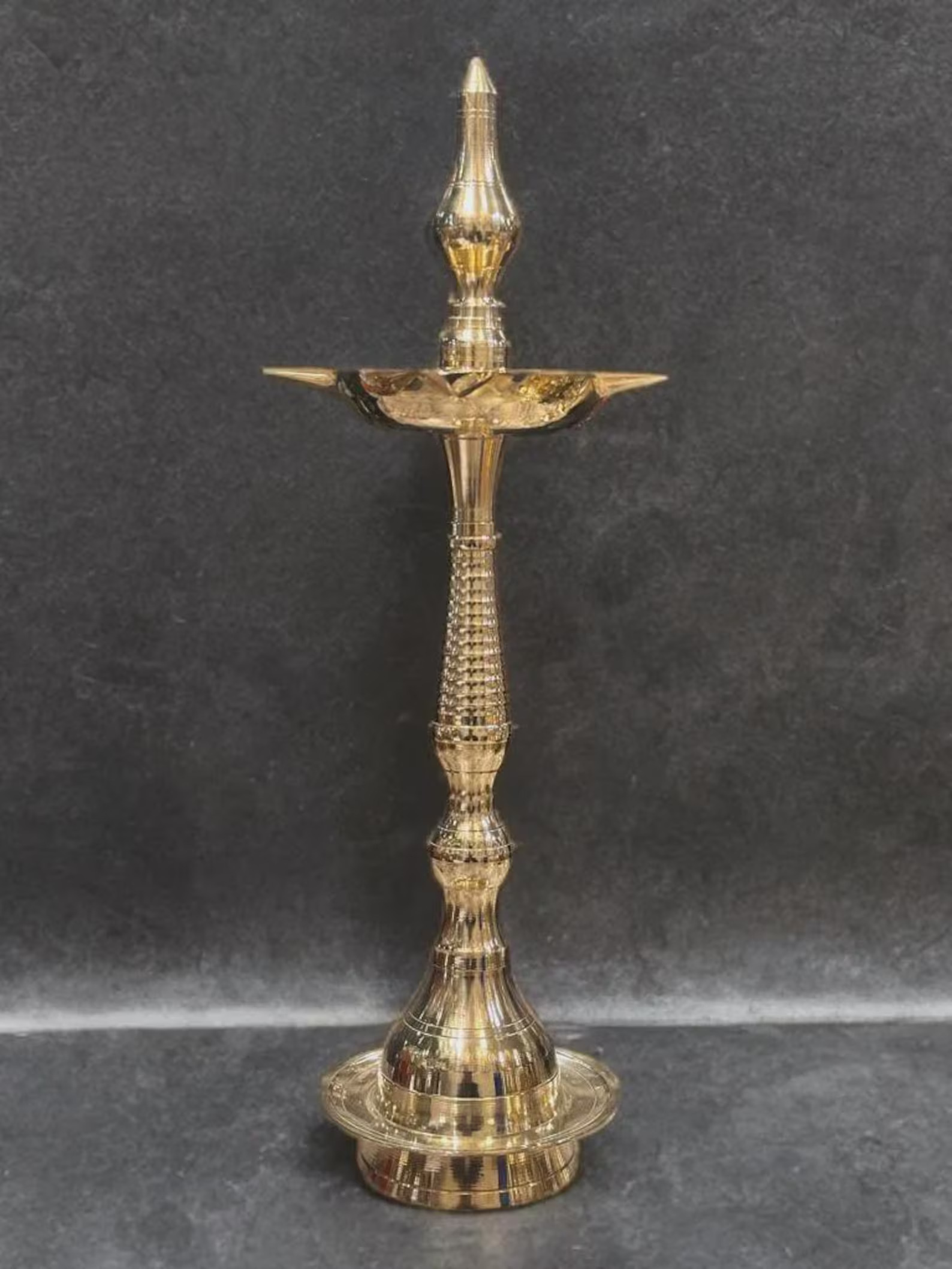 il_1588xN.7702130803_y81l Oil-Lamp-image